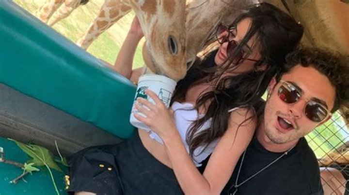 Darren Barnet Girlfriend 2021 - Never Have I Ever Star Is Dating Mikaela Hoover!