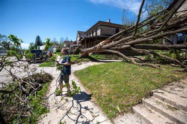 Lockn' Festival Cancels First Day Of Performances Due To Storm Damage