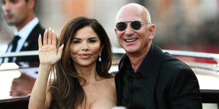 Who Are Jeff Bezos' Closest Friends?